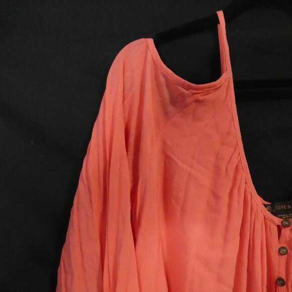 LOVE & LEGEND | size 16 | Salmon Pink Cold Shoulder Top With Buttons - Picture 3 of 14